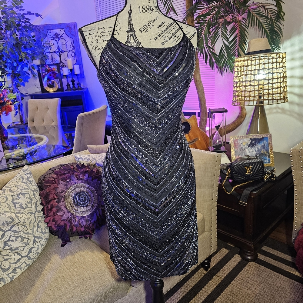 AUTHENTIC SCALA black and dark silver sequin formsl dress dize small!